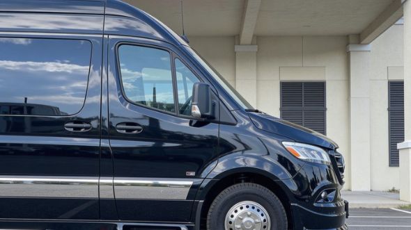 12 passenger sprinter van columbus