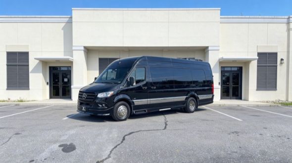 15 passenger sprinter van columbus
